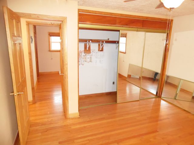 7710 Madison Street, Merrillville, IN 46410