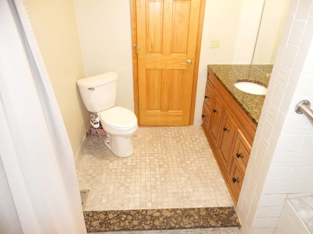 7710 Madison Street, Merrillville, IN 46410