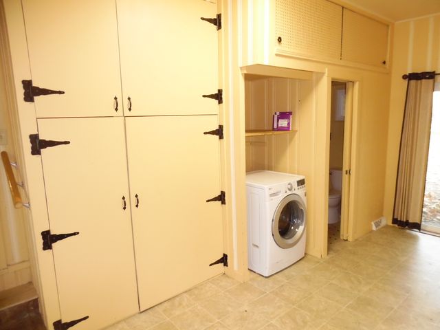 7710 Madison Street, Merrillville, IN 46410