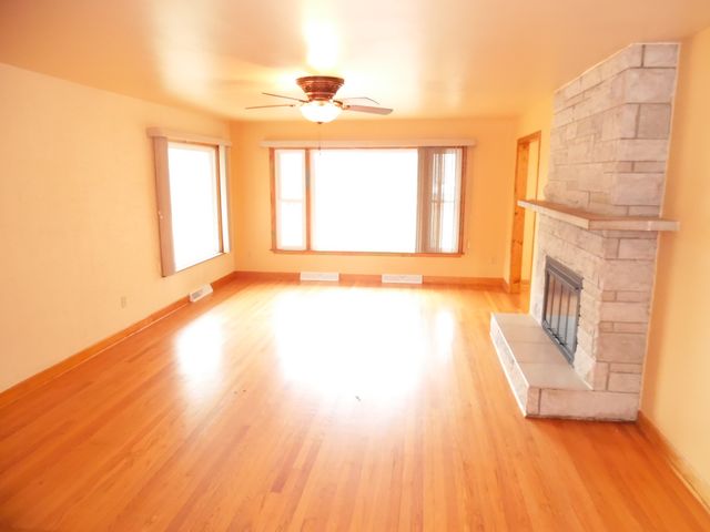 7710 Madison Street, Merrillville, IN 46410