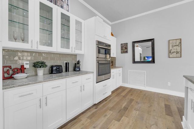 215 Citrus Trail, Boynton Beach, FL 33436