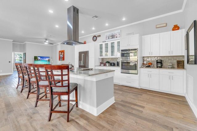 215 Citrus Trail, Boynton Beach, FL 33436