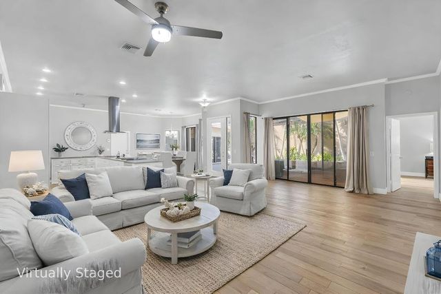 215 Citrus Trail, Boynton Beach, FL 33436