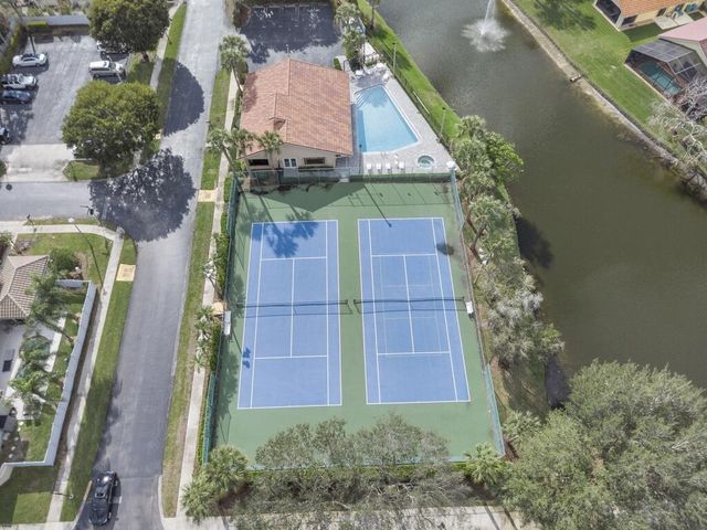 215 Citrus Trail, Boynton Beach, FL 33436
