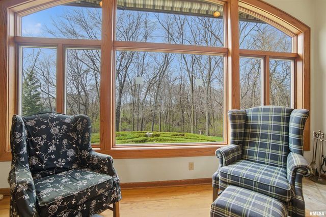 1714 OAK Ridge, Washington, IL 61571