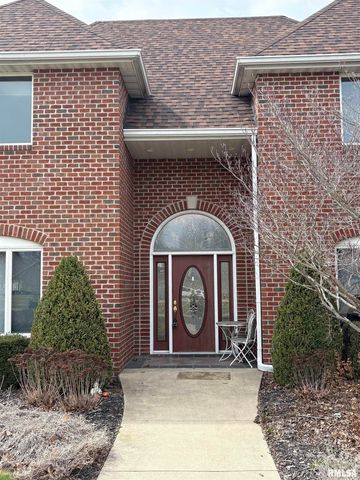 1714 OAK Ridge, Washington, IL 61571
