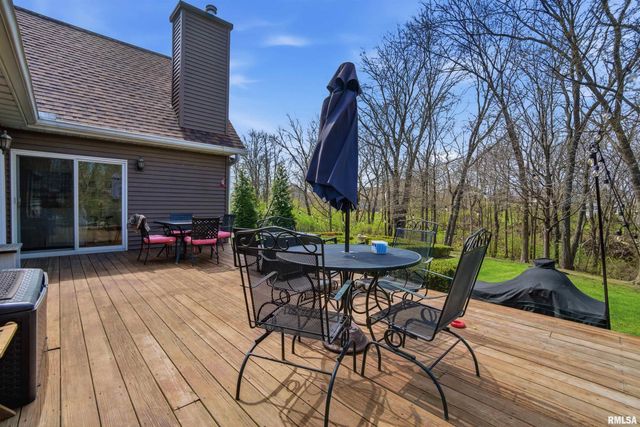1714 OAK Ridge, Washington, IL 61571