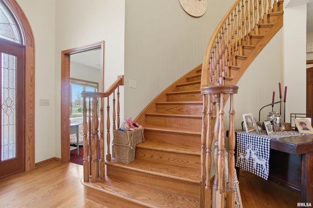 1714 OAK Ridge, Washington, IL 61571