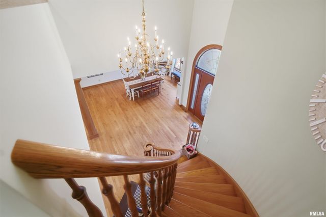 1714 OAK Ridge, Washington, IL 61571