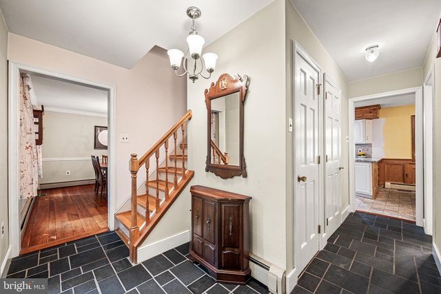 1450 CORNERSTONE DR, Pottstown, PA 19465