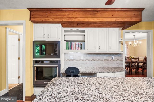 1450 CORNERSTONE DR, Pottstown, PA 19465