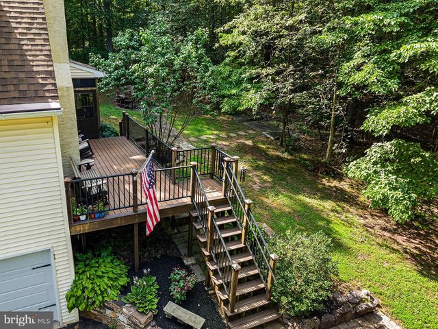 1450 CORNERSTONE DR, Pottstown, PA 19465