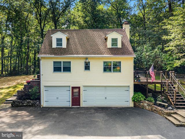 1450 CORNERSTONE DR, Pottstown, PA 19465