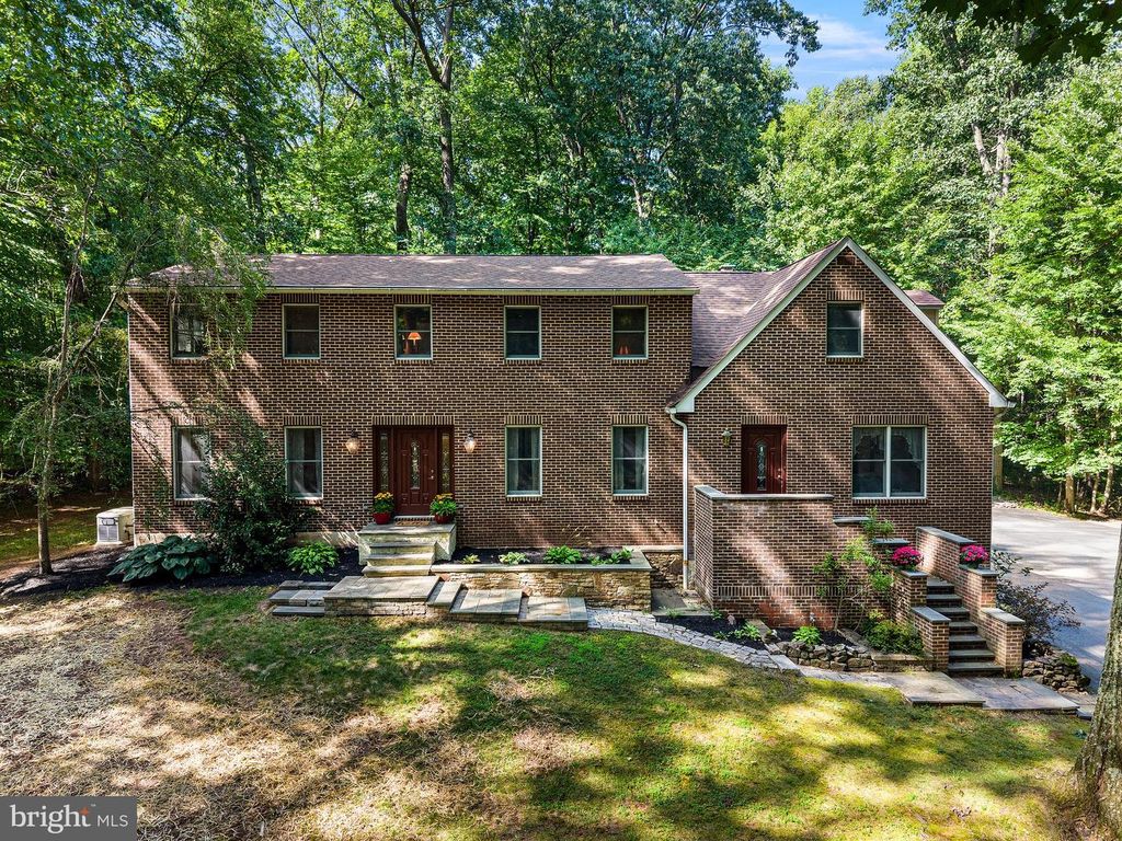 1450 CORNERSTONE DR, Pottstown, PA 19465