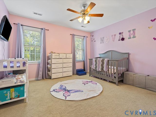14201 Lyndhurst Dr, Chester, VA 23831