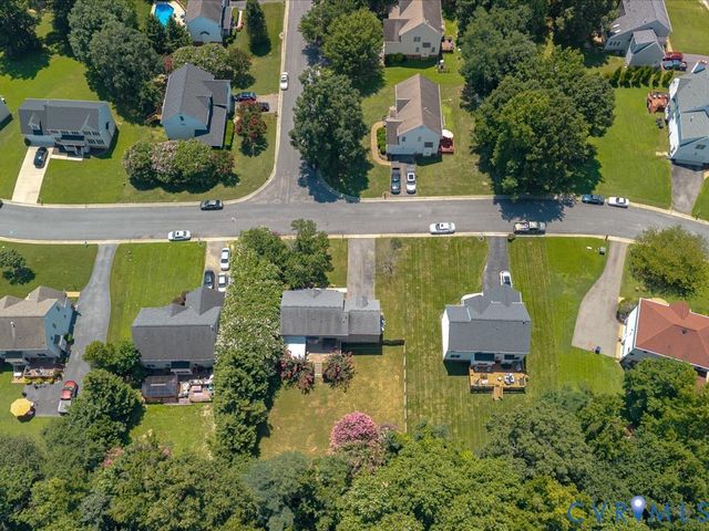 14201 Lyndhurst Dr, Chester, VA 23831
