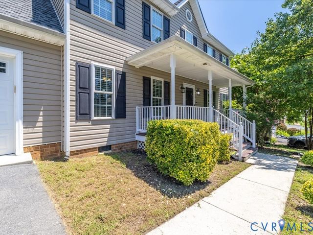 14201 Lyndhurst Dr, Chester, VA 23831