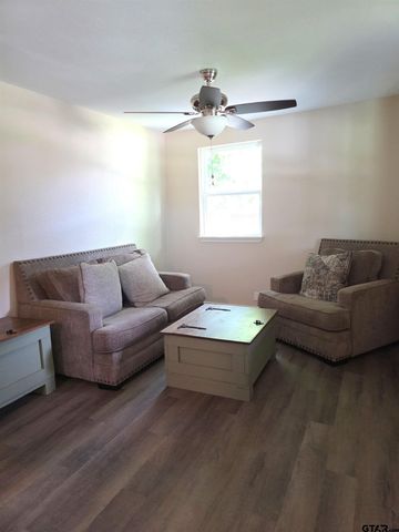 1005 E 9th, Mt Pleasant, TX 75455
