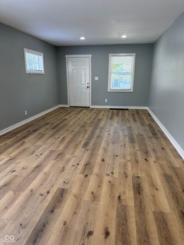 955 N Bosart Avenue, Indianapolis, IN 46201