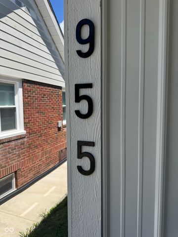 955 N Bosart Avenue, Indianapolis, IN 46201