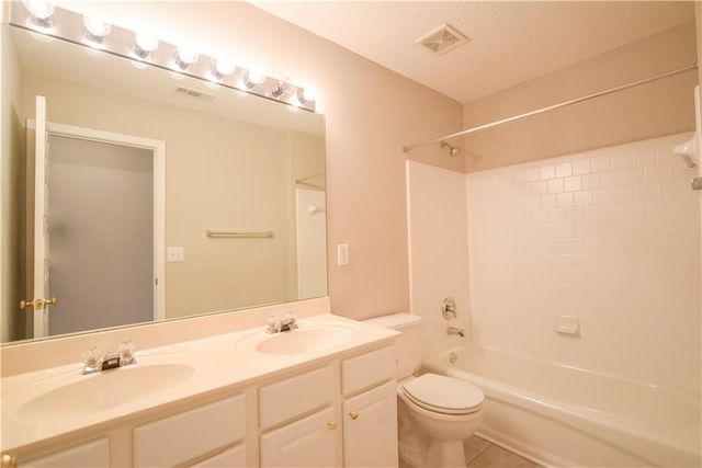 4113 Glenaire Way NW, Acworth, GA 30101