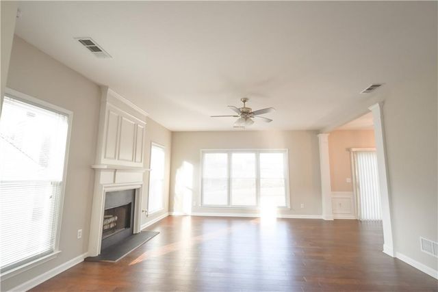 4113 Glenaire Way NW, Acworth, GA 30101