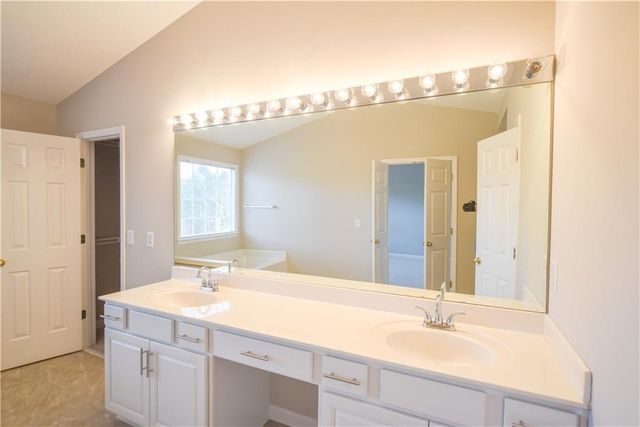 4113 Glenaire Way NW, Acworth, GA 30101