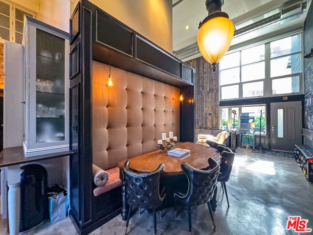 1037 N Laurel Avenue 10, West Hollywood, CA 90046