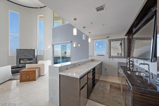900 Las Vegas Boulevard 1507 & 1508, Las Vegas, NV 89101