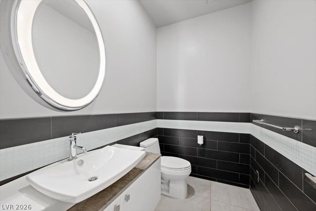 900 Las Vegas Boulevard 1507 & 1508, Las Vegas, NV 89101