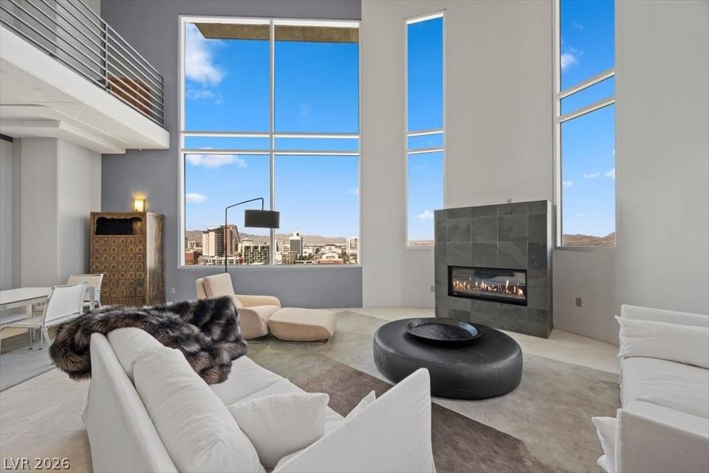 900 Las Vegas Boulevard 1507 & 1508, Las Vegas, NV 89101