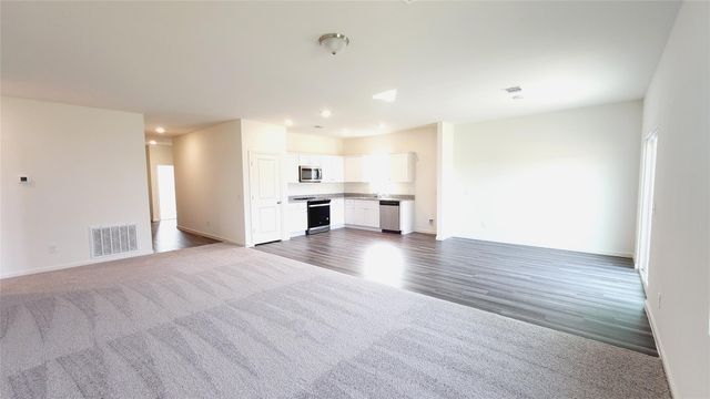 6335 Highland Trail Drive, Richmond, TX 77469