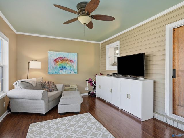 2301 Warwick Avenue SW, Decatur, AL 35603
