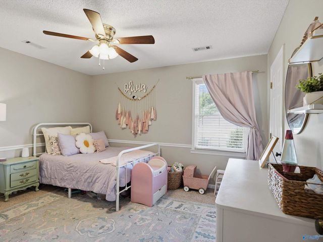 2301 Warwick Avenue SW, Decatur, AL 35603