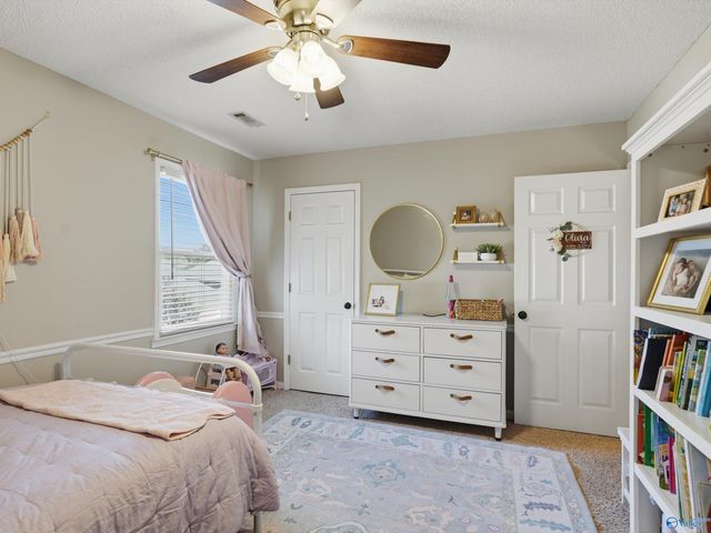 2301 Warwick Avenue SW, Decatur, AL 35603