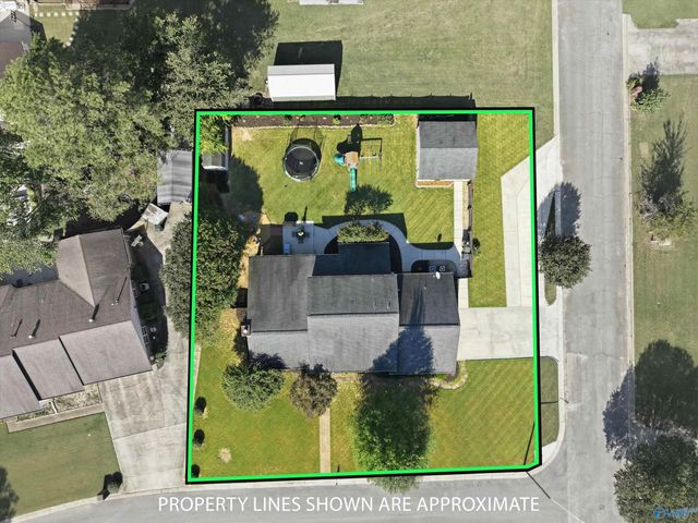 2301 Warwick Avenue SW, Decatur, AL 35603