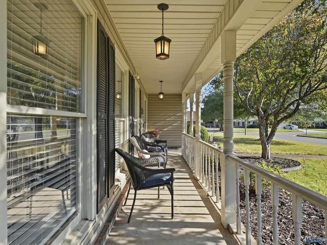 2301 Warwick Avenue SW, Decatur, AL 35603