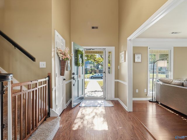 2301 Warwick Avenue SW, Decatur, AL 35603