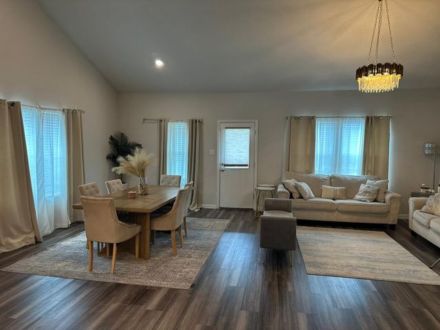 447 Crystal Clear Lane, Princeton, TX 75407