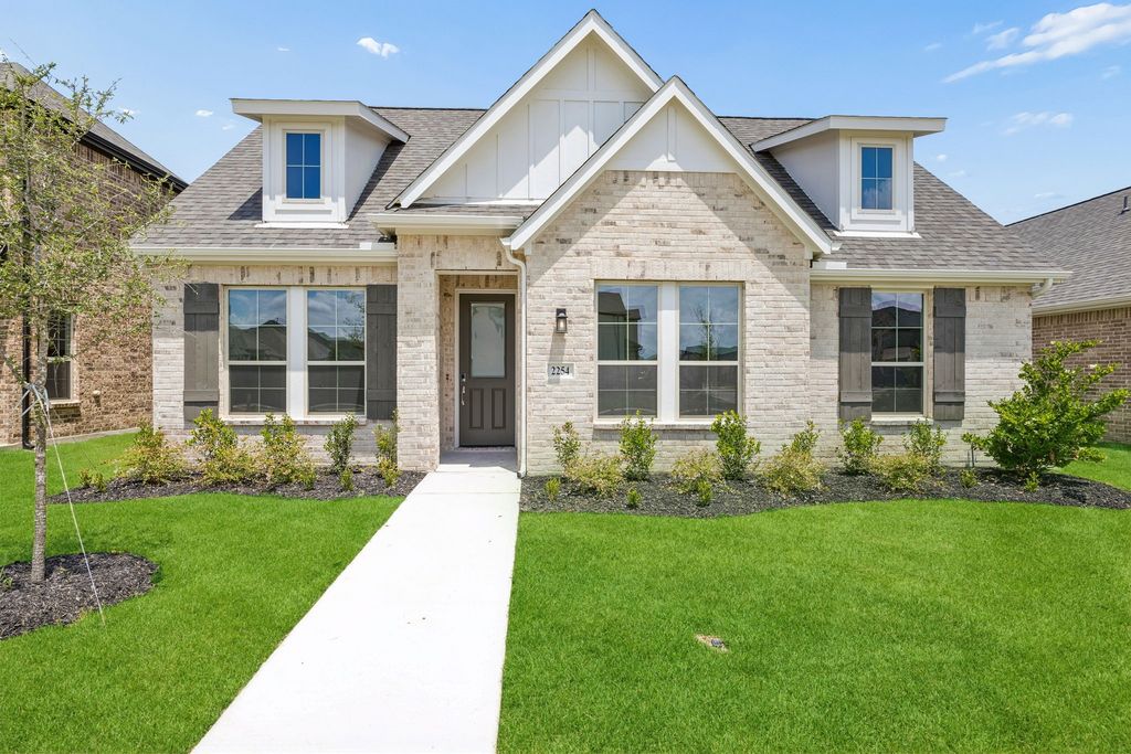 2254 Terlingua Drive, Waxahachie, TX 75165