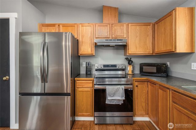 197 Mox Chehalis Road, Elma, WA 98541