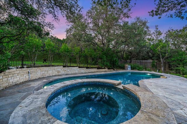 8310 Long Canyon DR, Austin, TX 78730