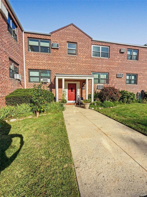 155-29 81st Street 032 (1), Howard Beach, NY 11414 — exterior