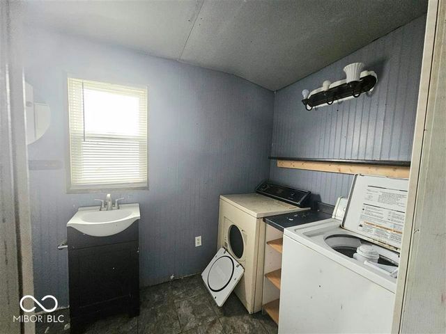 2334 Poplar Street, Anderson, IN 46012