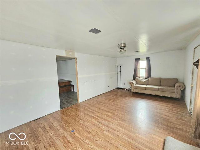 2334 Poplar Street, Anderson, IN 46012