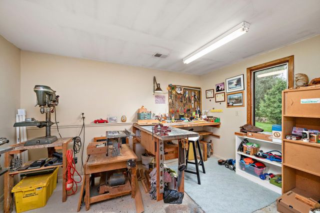 5731 High Park Drive, Minnetonka, MN 55345