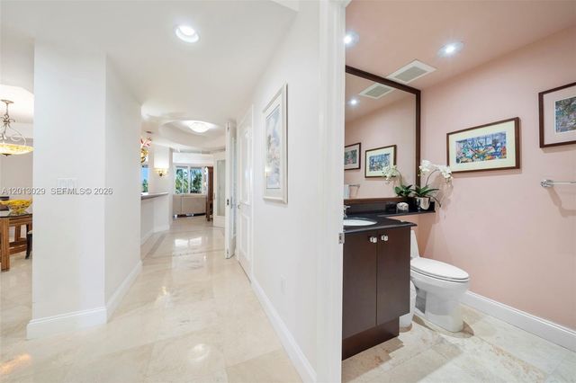 791 Crandon Boulevard 404, Key Biscayne, FL 33149
