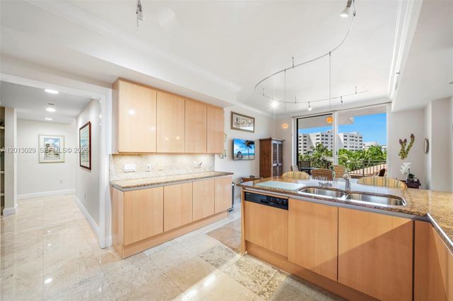 791 Crandon Boulevard 404, Key Biscayne, FL 33149