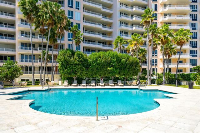 791 Crandon Boulevard 404, Key Biscayne, FL 33149