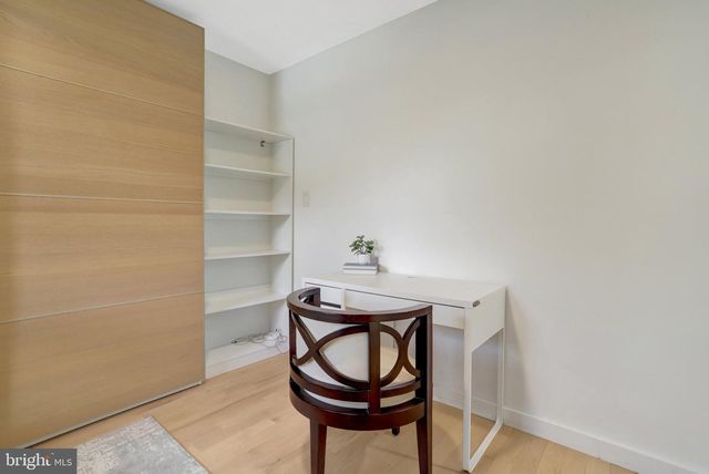 2113 N LINCOLN ST, Arlington, VA 22207
